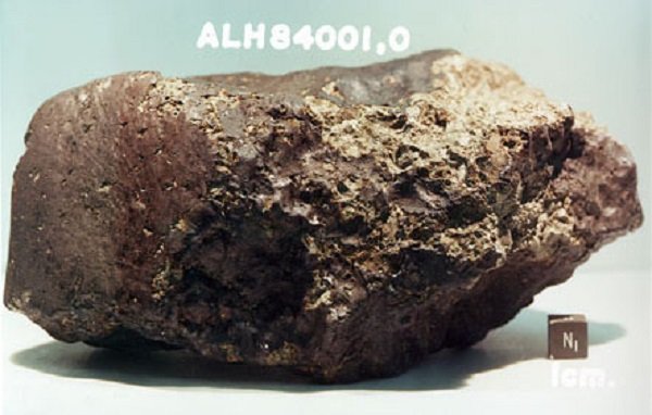 火星の隕石「ALH84001」に生物付着? NASAが20年間本気で悩み続ける「生命の痕」の画像1