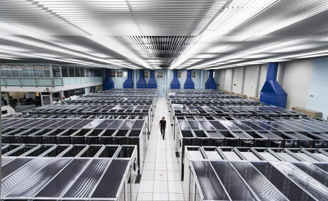 「CERN」実験のヤバすぎる5つの秘密! シュタゲが現実に…LHC衝突実験で宇宙崩壊、地震誘発、人類滅亡!の画像2