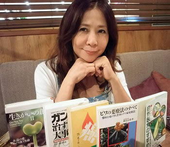 3度の誤診でがんが超絶悪化も、自然療法で完治したヒーラーが明かす「自力でがんを消した方法」とは?の画像2