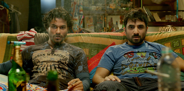 ホラーとしてはZ級!? インド発のユル~イ娯楽ゾンビ映画『インド・オブ・ザ・デッド GO GOA GONE』の画像4