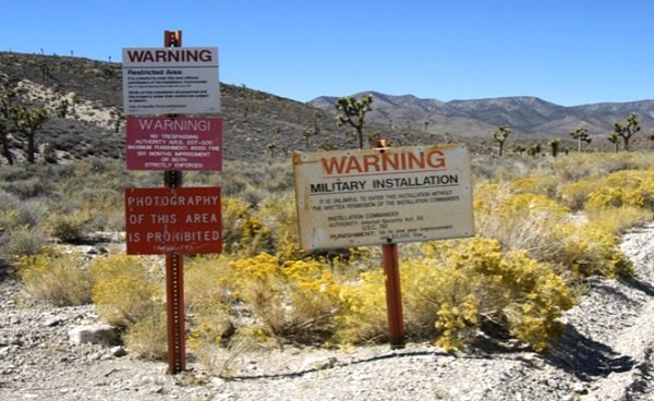 エリア51に出入りする覆面飛行機「JANET」の正体に驚愕! 米国がひた隠す「UFOの聖地」には、やはり何かがある!の画像2