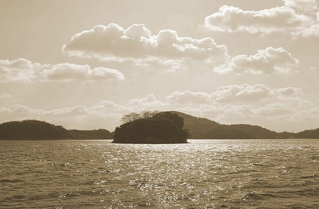 奇習! 瀬戸内に実在した「セックス島」!! 壮絶レイプの危険も、恋の成就を目指して全裸パラダイスを目指す若い男女たちの画像1