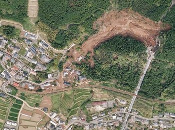 【熊本地震から1年】今年12月に「西日本大震災」が迫っている!? 科学者や予言者たちの7つの警告が完全一致!の画像4