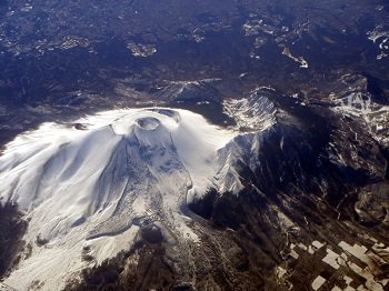 2019年までに富士山大噴火か!? 科学者と予言者がガチ警告する「草津白根山の次に危ない火山」5選!の画像4