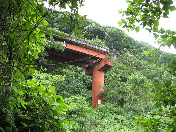 静岡県のレア廃墟へ潜入… 実は完成していた「未完成ループ橋」！の画像2