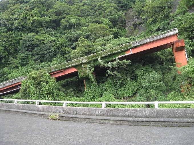 静岡県のレア廃墟へ潜入… 実は完成していた「未完成ループ橋」！の画像8