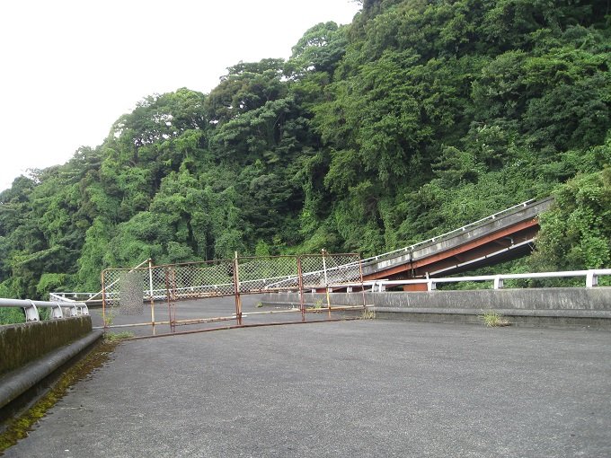静岡県のレア廃墟へ潜入… 実は完成していた「未完成ループ橋」！の画像9
