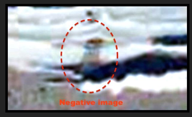 火星で完璧すぎる「半透明火星クラゲ」が激写される! 世界的UFO研究家ウェアリング氏の復帰第一号!の画像4