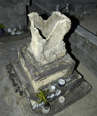 鹿児島の死者が土葬された「溶けゆく墓」の怪異! ボロボロの着物を着た老婆が現れ…!の画像4