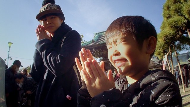 何かをあきらめるのを、子どものせいにしてないか ― 家族全員がパンクロッカーの日常を追ったドキュメンタリー映画『MOTHER FUCKER』がヤバイの画像3