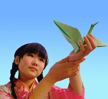 サダコ、ホピ族、夭折の天才少女、ロスチャイルド支配…! 過激芸術家・増山れなが生みだす作品の背景とは?(インタビュー)の画像2