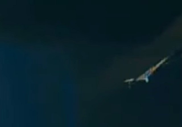 NASAの中継映像に巨大宇宙鳥が出現「これは本物」! しかし、即座に放送中断…疑念深まる!の画像3