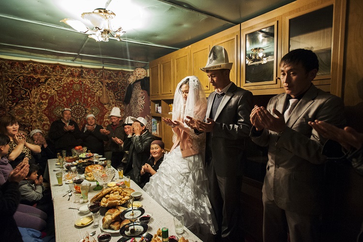 単なる男尊女卑ではない ― キルギスの誘拐結婚を追った写真家林典子に聞いた「アラ・カチュー」の画像3