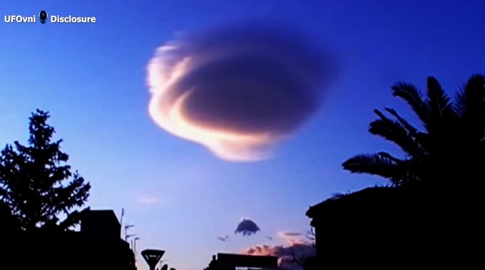 re-UFO0708-1.jpg
