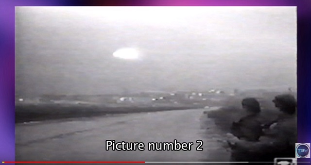 ロシアで「超巨大UFOの着陸映像」がテレビ放送されていた! エネルギー波で銃を無効化、謎の円盤の正体は?の画像2