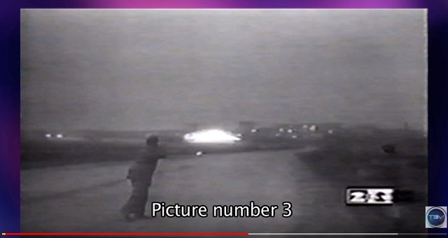 ロシアで「超巨大UFOの着陸映像」がテレビ放送されていた! エネルギー波で銃を無効化、謎の円盤の正体は?の画像3