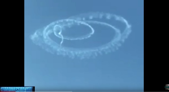 米国上空に超自然的な「らせん状の雲」が出現！「OMG! なんて奇妙なんだ！」 気象兵器HAARP関与の疑い！の画像1