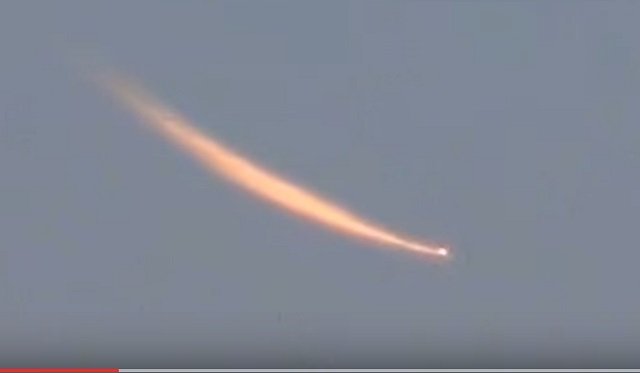 天使?UFO? トランプ当選翌日、ホワイトハウス近郊に謎の火の玉が出現! 次期大統領を宇宙人が懸念か!?の画像2