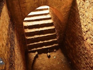 死んでも行きたい絶景！ 廃墟王国・インドの階段井戸「アグラーセン・キ・バオリ」がカッコよすぎる！