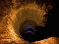 アメリカ政府が隠蔽する「メルの穴」の正体とは!? 深さ24km、投げ込んだ死体が蘇り、UFO目撃も… 全米戦慄“呪われた穴”の謎