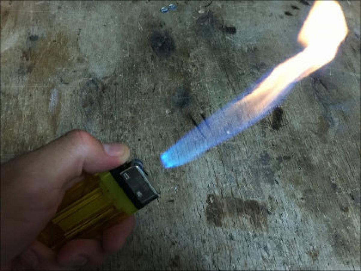 怪しい実験室 100円ライターを最強に改造する法