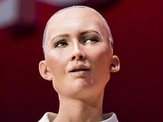 サウジアラビアが女性型ロボット・ソフィアに市民権を付与！ 過去には「人類を滅ぼしてやる」戦慄発言、超ヤバい事態！