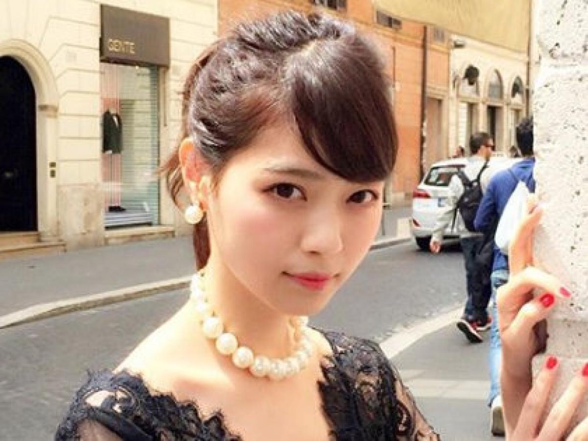 本田翼 西野七瀬 箸の持ち方が汚い 美人女優 アイドル4人 親指が死んでる 食べ方が全体的に汚い