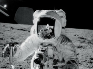 謎多き月の正体にまつわる衝撃的主張5選！ 月は地球よりも古く、宇宙人の乗り物だった!?