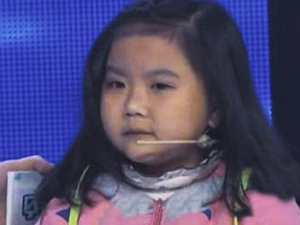 19歳なのに7歳の容姿 究極の童顔少女 苦難続きの人生に光見えた 中国