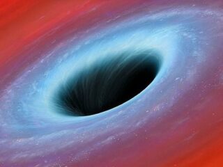重力が弱いのは異次元に漏れ出てるから！ ブラックホールは「別の宇宙」への出入り口だった!!