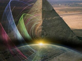 「ピラミッドは古代宇宙人の墓、星の光を集めて常温核融合炉としても機能」KGB極秘文書で確定していた！ 調査参加の科学者もガチ証言