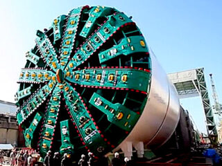 シアトルに愛される日本製品！　日立造船が作った世界最大のトンネル掘削機「バーサ」とは？