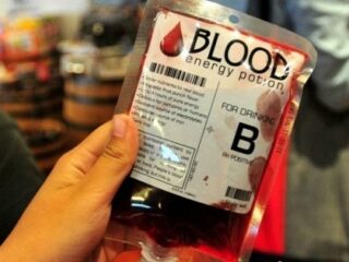 吸血鬼になりたい中国人が激増中!?　輸血用パック一気飲みが流行！