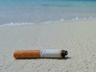 海洋汚染の真犯人はプラスチック製ストローではなく“タバコの吸殻”だった！ 喫煙者の罪がまた一つ「フィルター全面禁止しろ」