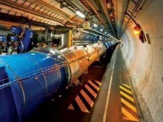 ブラックホール発生マシン「CERN」の性能が10倍アップすることが判明！ ダークマター粒子も生成、パラレルワールドの謎も解明へ！