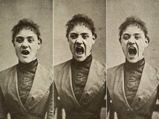 19世紀フランスの精神病院で撮影された女性患者5名の写真に衝撃！ どんな病気も「ヒステリー」と診断、強制収容＆子宮摘出