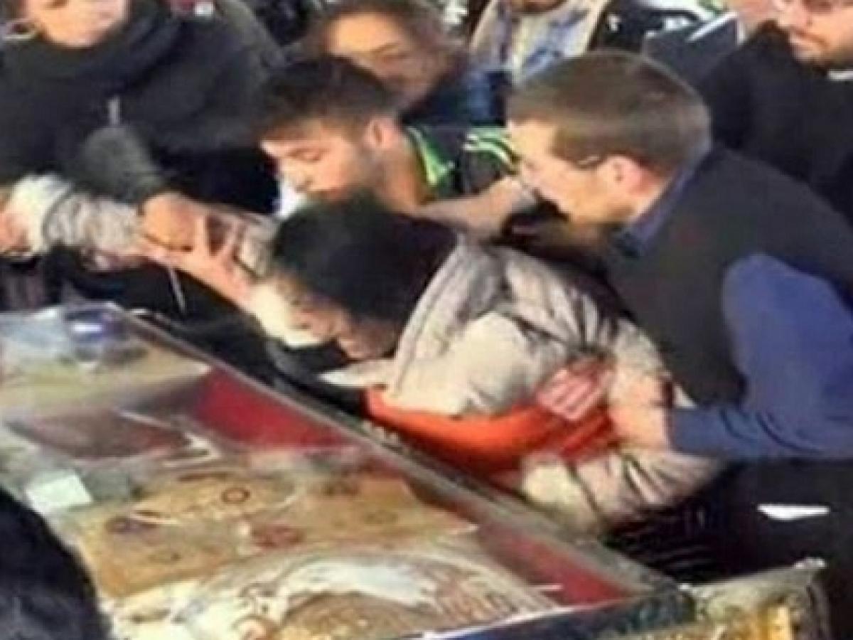 悪魔に取り憑かれた女の絶叫映像 ルーマニア 悪魔祓いの儀式