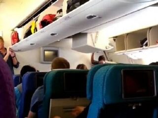 離陸直前のマレーシア航空機内を写した動画!! ありふれた搭乗風景に無念さがこみ上げる！