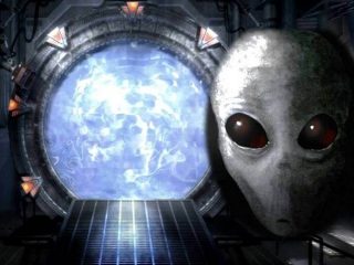 「宇宙人は未来人でUFOはタイムマシン」微生物学者が衝撃暴露！ すでに“3種類の未来人”が地球に来訪、大統領の秘密も…！