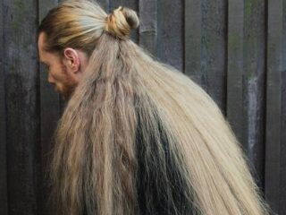 【宇宙と薄毛】長時間宇宙にいると髪の生えかわりのサイクルが逆になり抜け毛が増える？