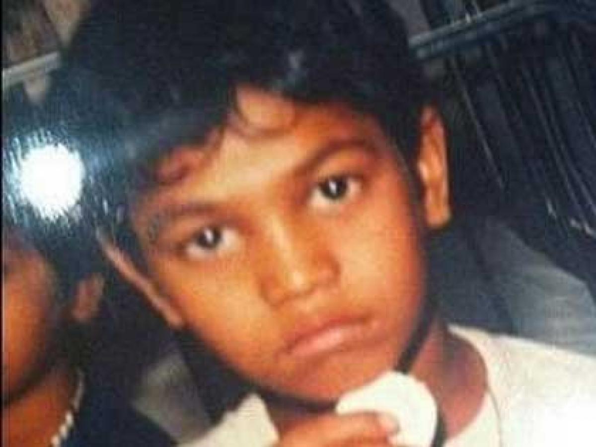 25年間迷子だったインド人少年 サルーの数奇な人生 絶望 人身売買 誘拐 グーグルアースを使って帰宅するまでｰトカナ