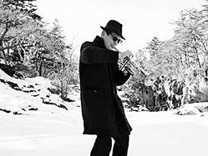 線路侵入ブログの松本伊代 想像以上のピンチ ゴーストライター騒動から32年まったく成長せず