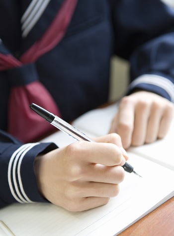 普通の女子高生たちの「売春」の今! 体を売ることへの抵抗ゼロ… JKビジネス裏オプの実態を暴露!(インタビュー)の画像2
