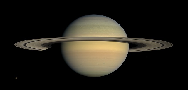 土星の輪には地球サイズの超巨大UFOがいる! 封印された激ヤバ写真流出、元NASA博士「宇宙人が許可したから人類は存在できる」の画像2