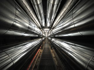 量子論の「壁をすり抜ける」トンネル効果の観測実験がヤバ過ぎる！ やはり時空を超越か… 結果に驚愕