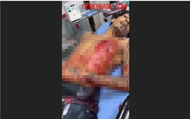 【閲覧注意】最凶ギャング「レッドコマンド」幹部がついに射殺される! 虚ろな表情と血まみれの胸… 無法者の悲惨な末路=ブラジルの画像3