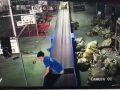 【閲覧注意】ベルトコンベアに作業員が巻き込まれる悪夢の瞬間！ 苦悶の表情が… 経済発展の背後に人命軽視の労働環境＝中国