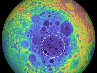 月の南極に「超巨大な未知の金属塊」が埋まっていることが判明！ 著しい重力変化も… 衝撃の“注入”経緯とは!?