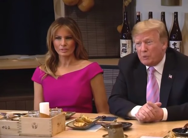 メラニア夫人は影武者を使い分けている!? 替え玉の決定的証拠で波紋「トランプ家のヤバさはレベルが違う」の画像1