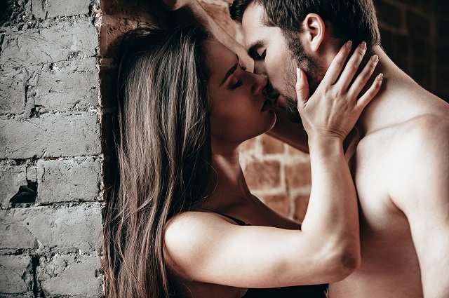 セックスで猛烈に痩せる体位ベスト6! 200kcal以上消費、苦痛と快感のコラボ「セックス・ワークアウト」に欧米熱狂!の画像2